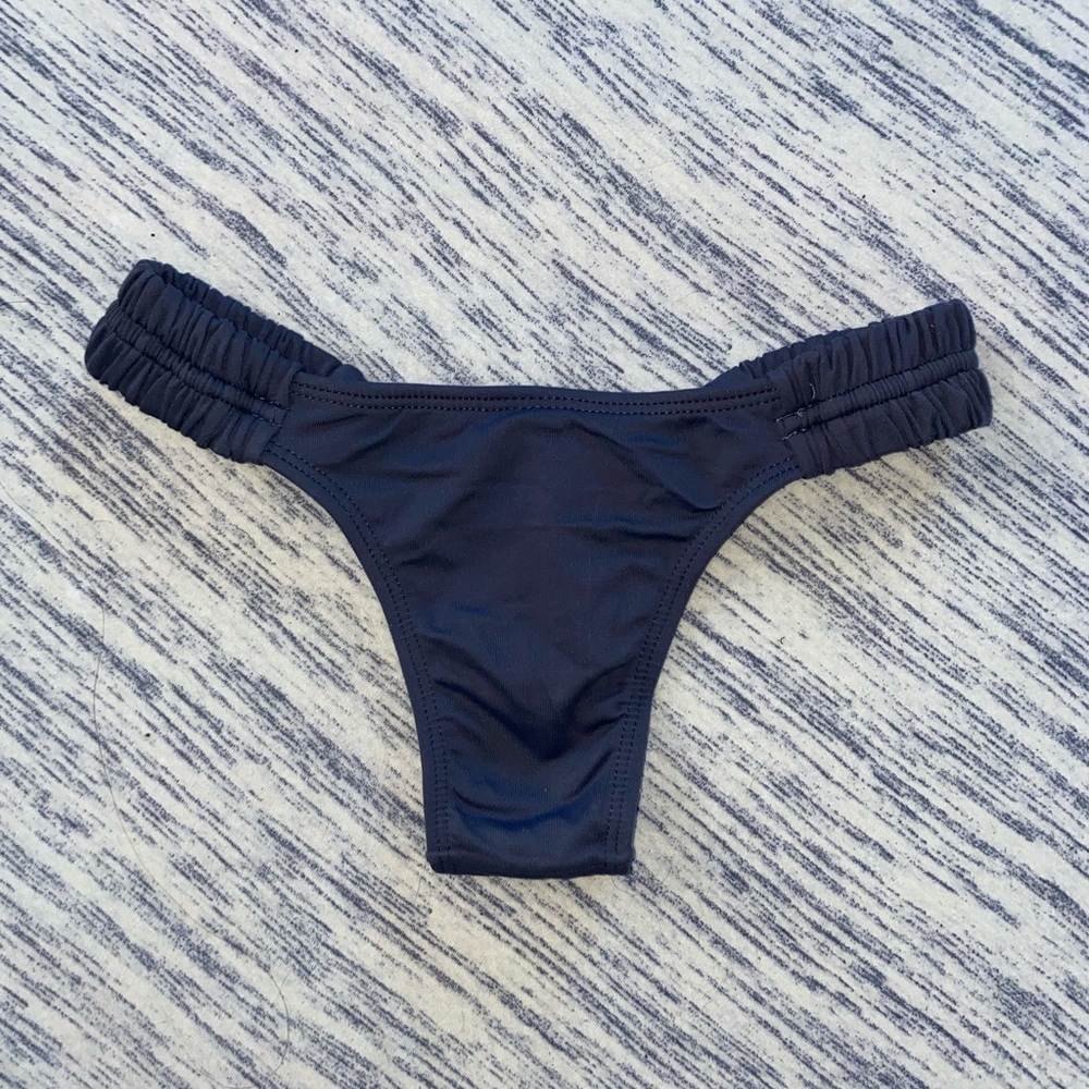San Lorenzo Gray Bottoms🖤🤍